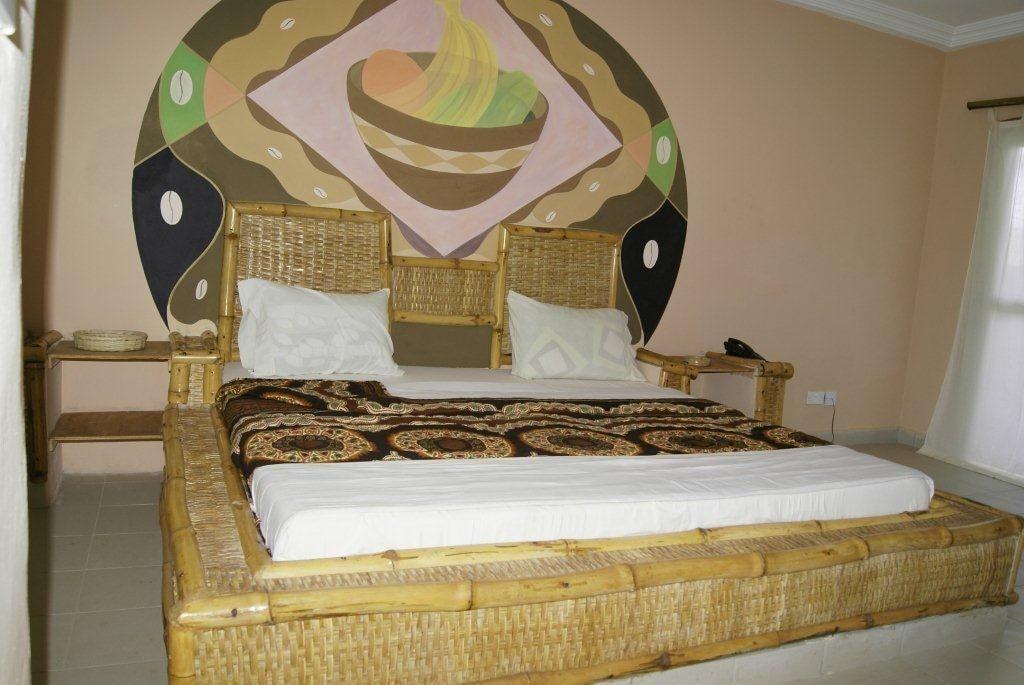 Bamboo Garden Hotel Serrekunda Luaran gambar