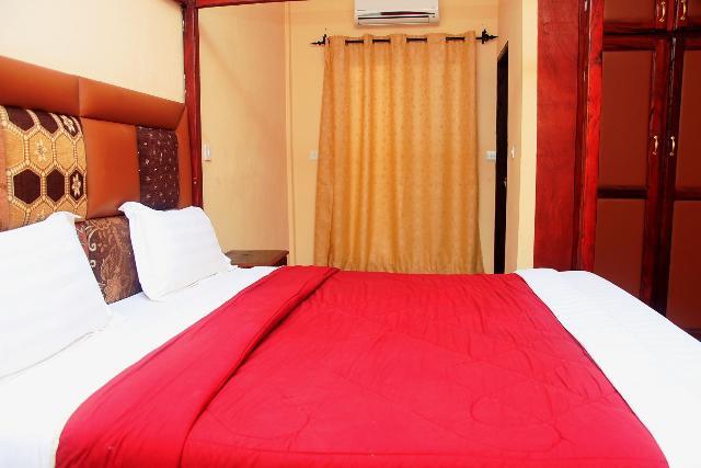 Bamboo Garden Hotel Serrekunda Luaran gambar