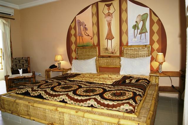 Bamboo Garden Hotel Serrekunda Luaran gambar